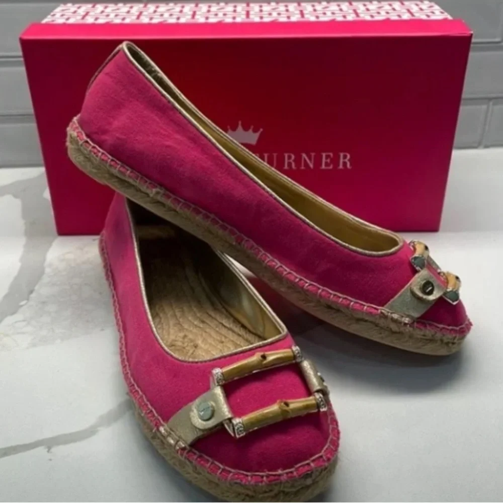 Elaine Turner pink flats